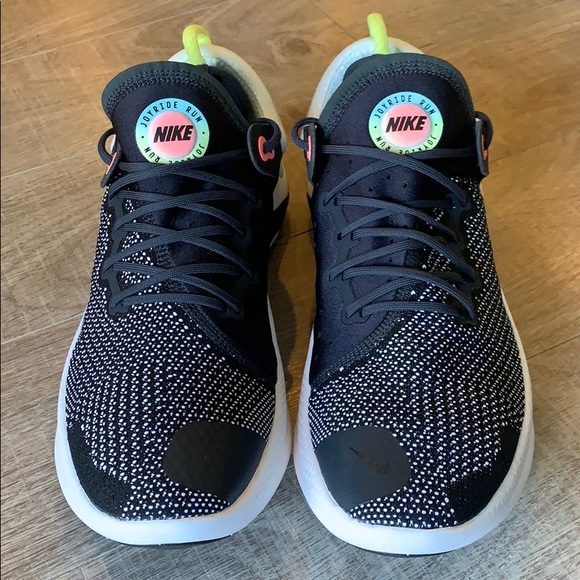 Nike Shoes | Nike Joyride Run Flyknit Size 4 | Poshmark